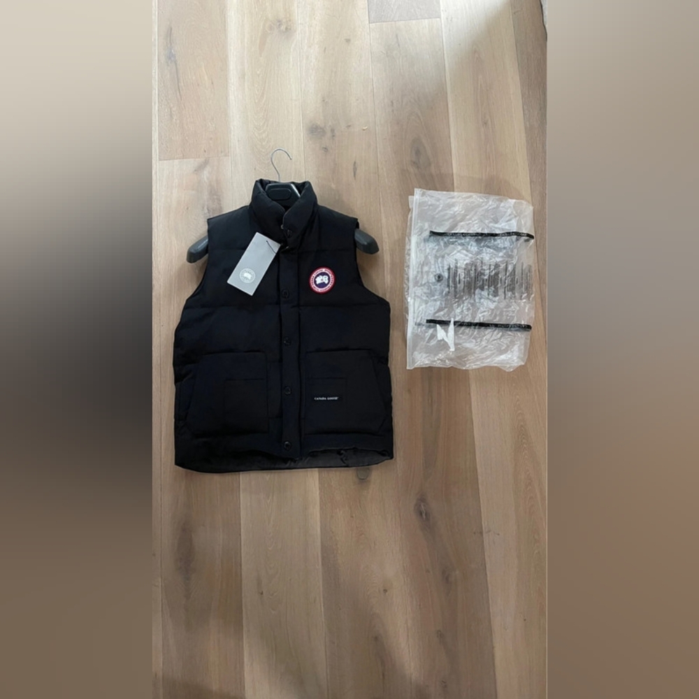Canada Goose Women's Black Jacket